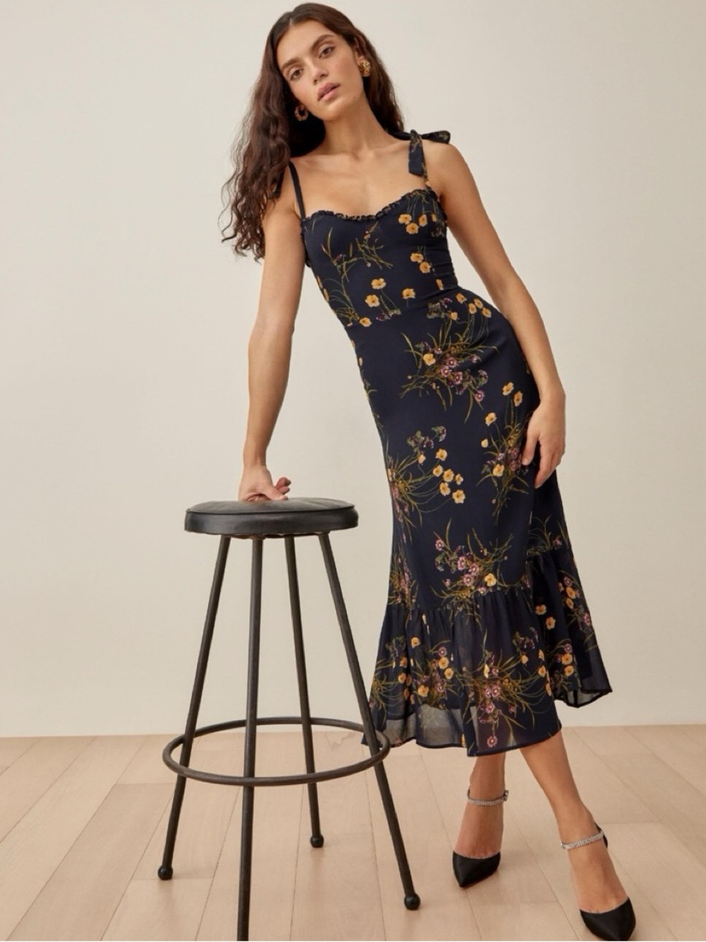 Reformation Niki Floral Tie-Shoulder Midi Dress - Picture 2 of 9